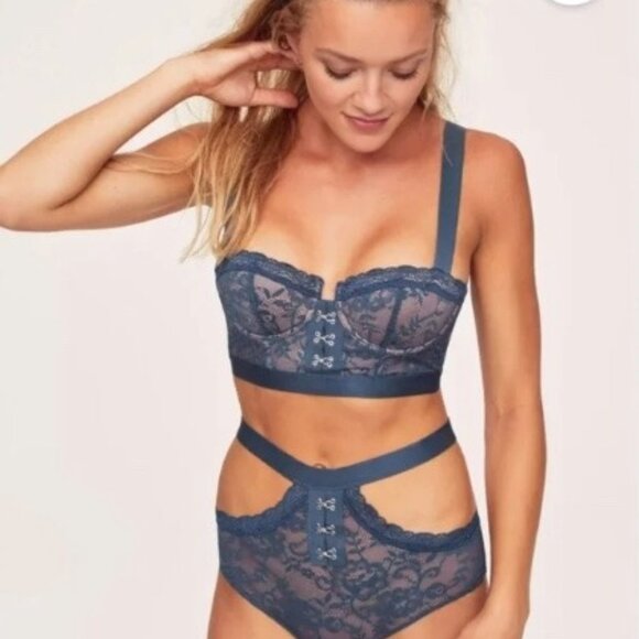 bra panty set Lacy Racy Bustier Balconette Adore Me Lovely Lingerie! New w/Tags - Picture 7 of 7